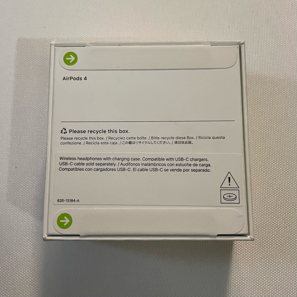 Apple AirPods 4 NWT Wireless Earbuds - Picture 3 of 4